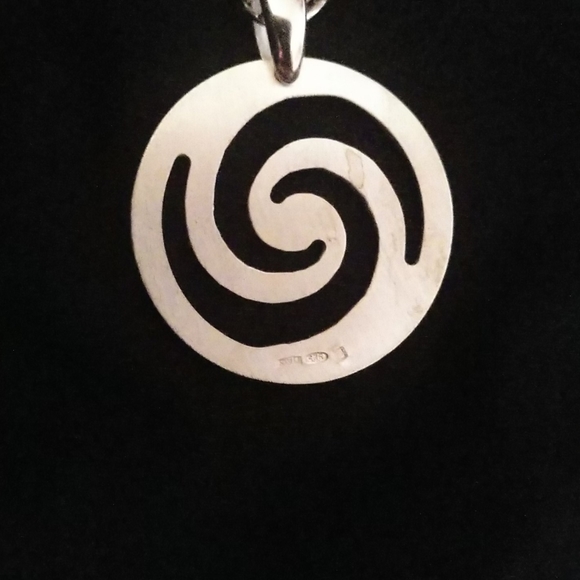 Necklace stamped 925 Italy.  22" chain - Picture 3 of 4